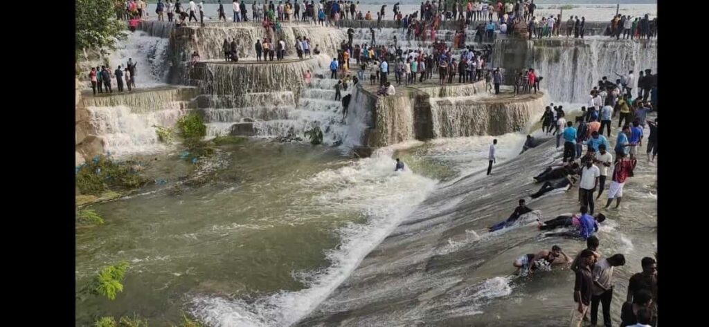 Telangana Singasamudram Waterfalls